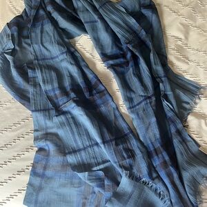 Burberry Navy Check scarf